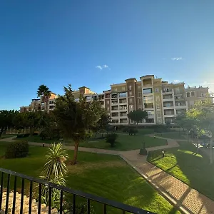 https://bonito-apartamento-en-primera-linea-de-playa.es-andalucia.com