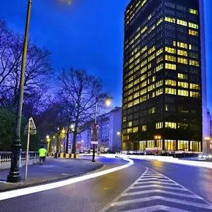 https://ravissant-appartement-louisa.brusselshotelsbook.com